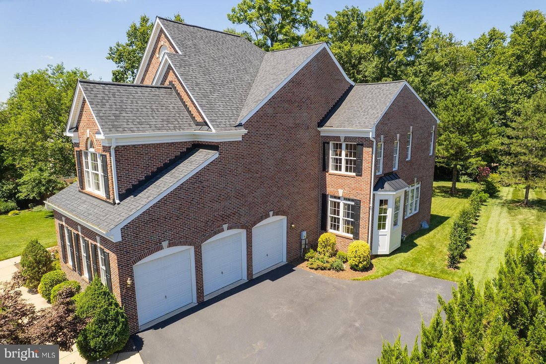 House in Herndon, Virginia, United States 2 - 18675646