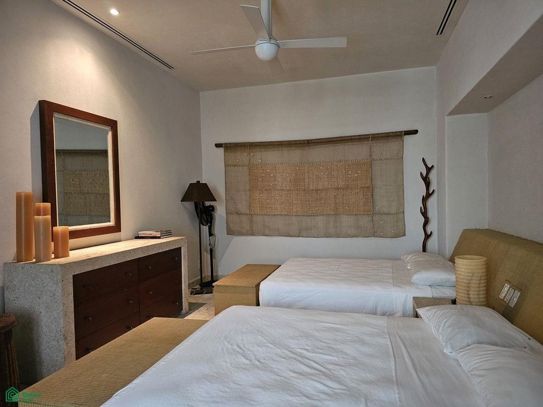 Condo in Ixtapa Zihuatanejo, Guerrero, Mexico 2 - 17504112