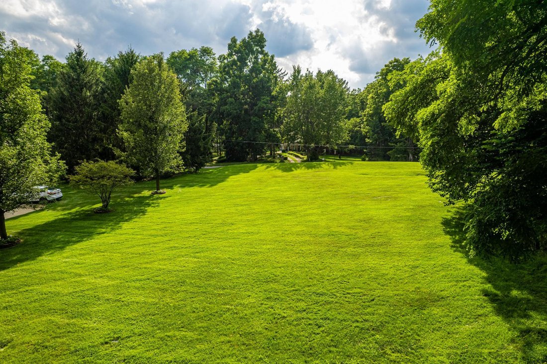 House in Brighton, Michigan, United States 4 - 18675405