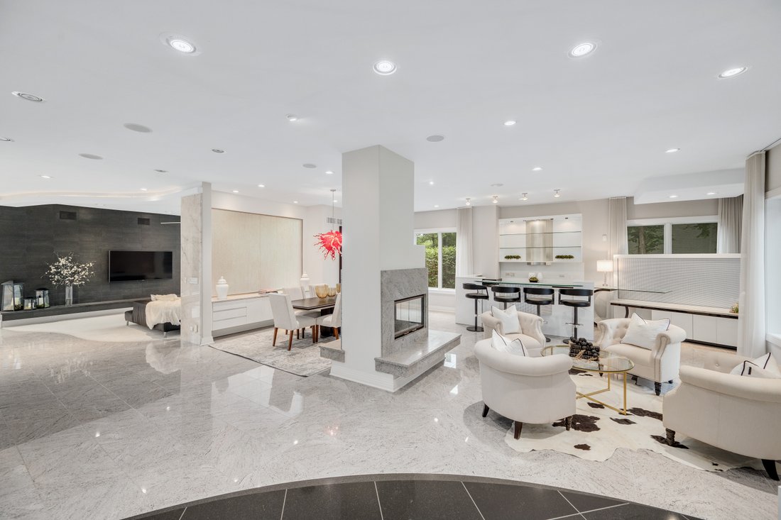 House in Oak Brook, Illinois, United States 5 - 18675470