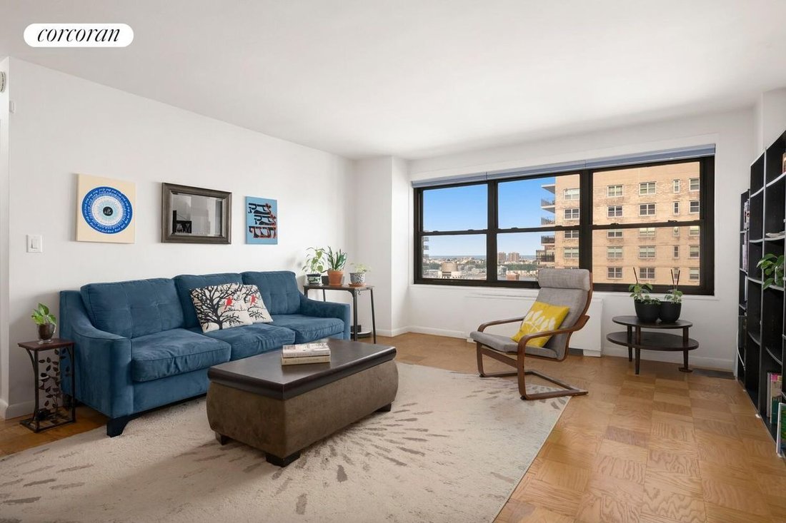 Co Op in New York, New York, United States 1 - 18674684