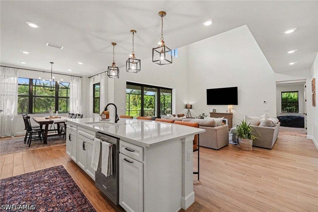 House in Estero, Florida, United States 5 - 18675782