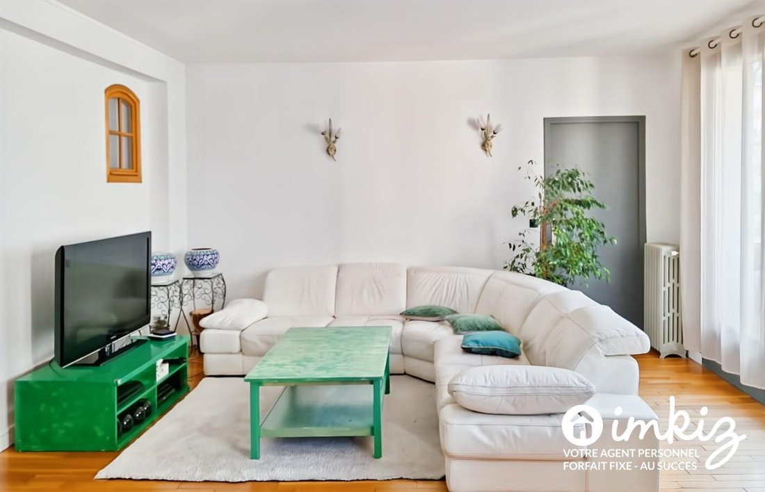 Apartment in Grandes Carrières-Clichy, Paris 18e Arrondissement, Paris 1 - 18678614
