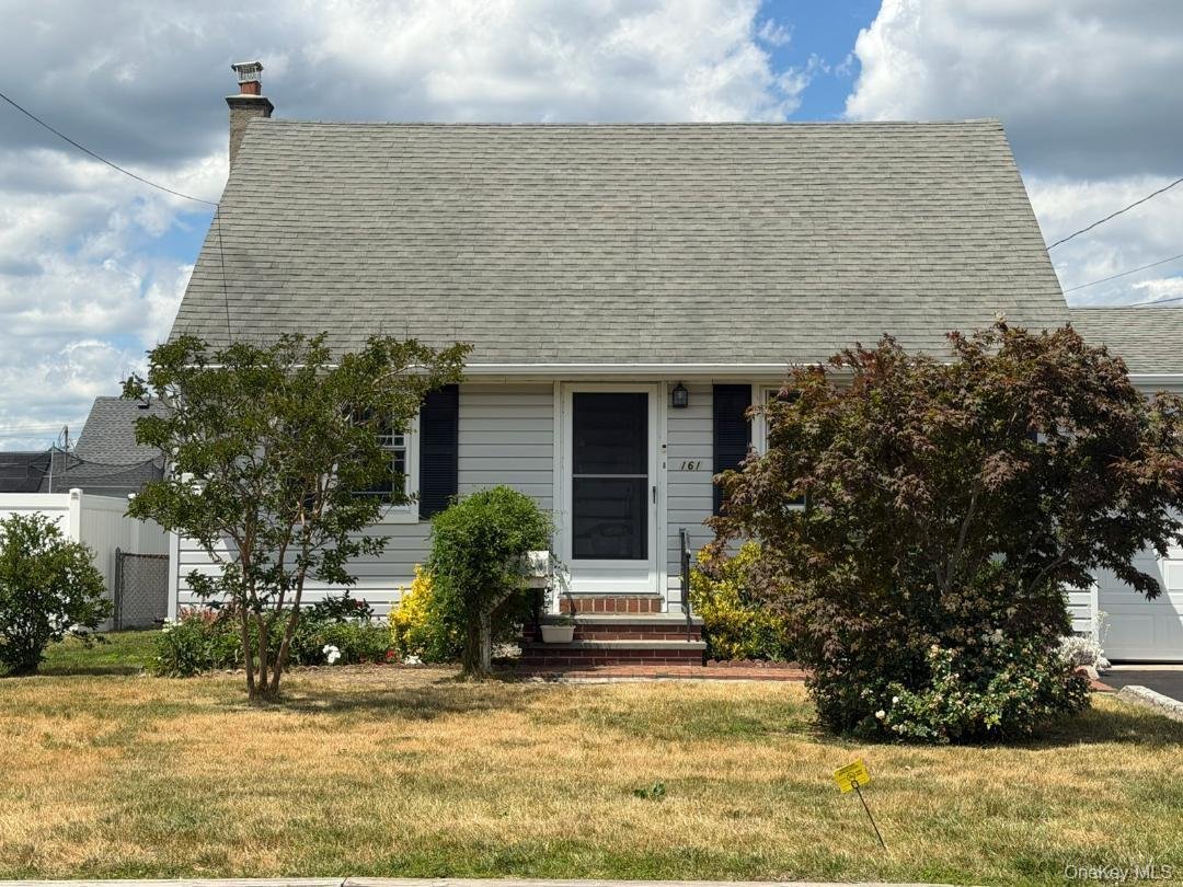 House in West Babylon, New York, United States 1 - 18677478
