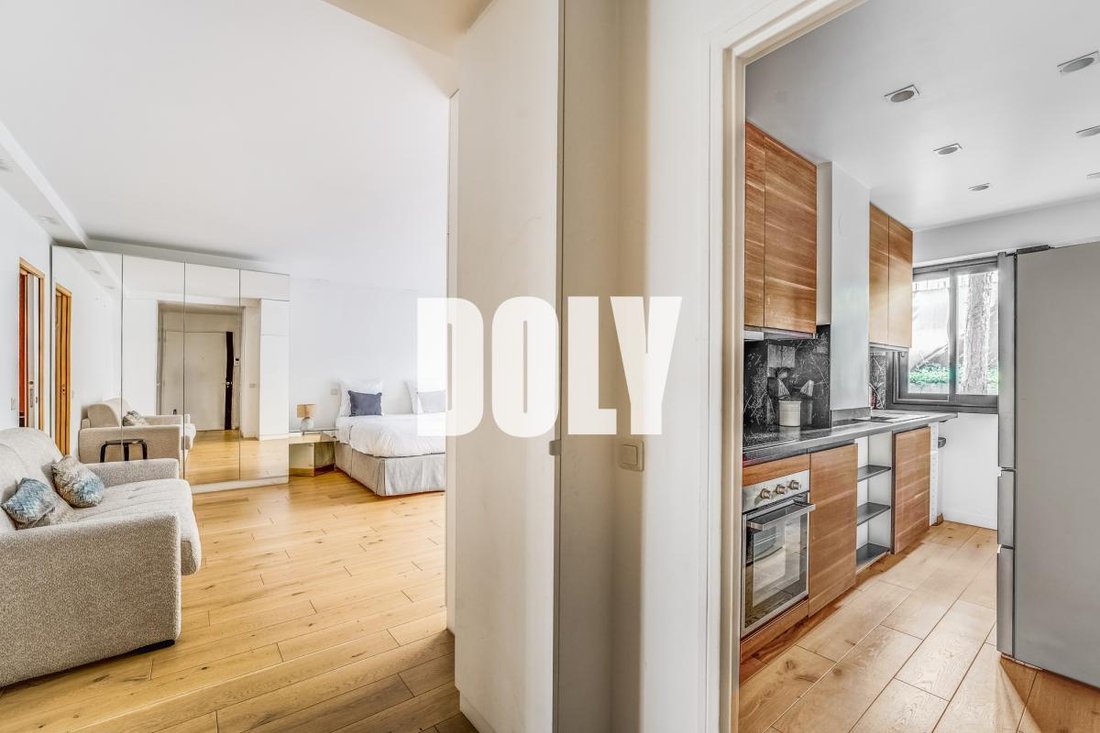 Apartment in Alleray Procession, Paris 15e Arrondissement, Paris 3 - 18674621