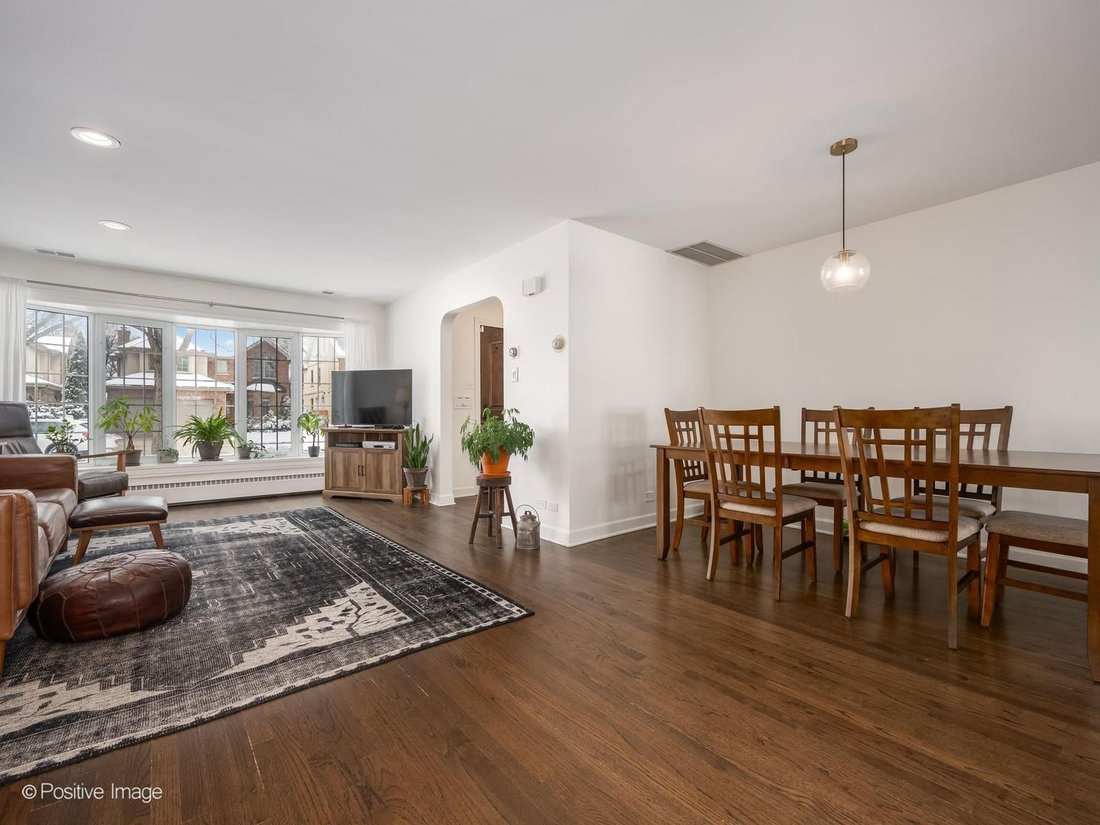 House in Morton Grove, Illinois, United States 2 - 18676341