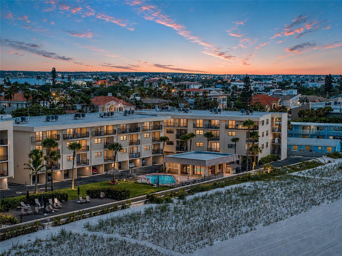 Condo in Belleair Beach, Florida, United States 4 - 18677728