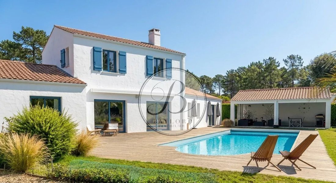 Villa in Arrondissement of Les Sables-d'Olonne, Pays de la Loire, France 1 - 18675058