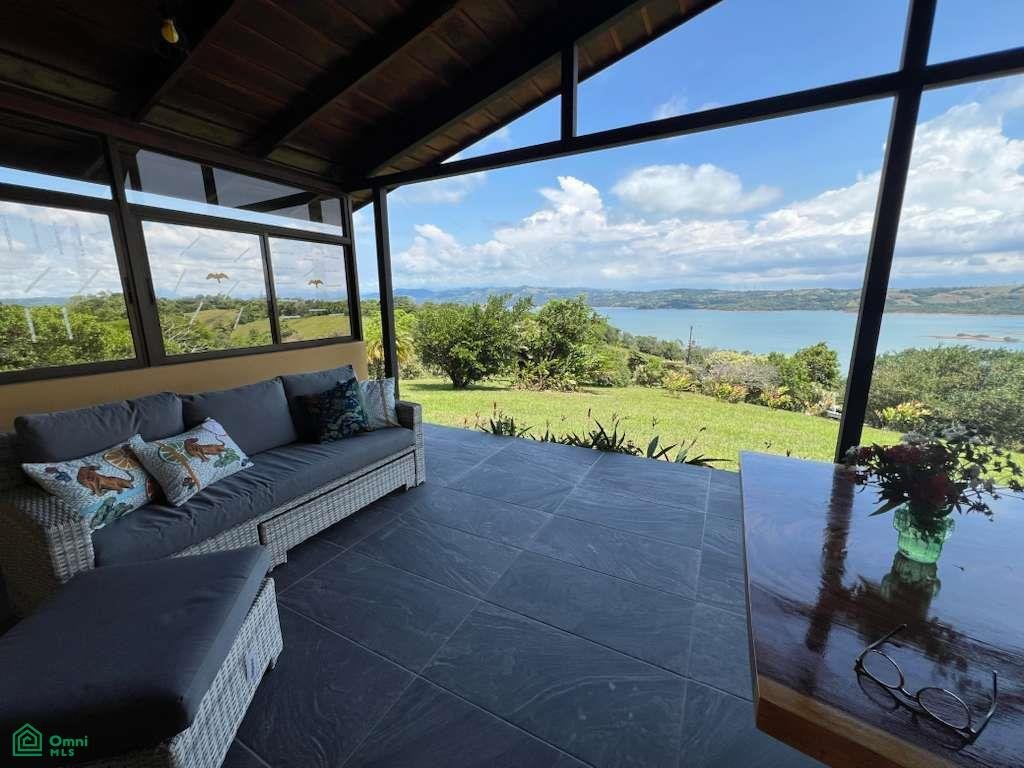 House in Nuevo Arenal, Guanacaste Province, Costa Rica 1 - 17101135
