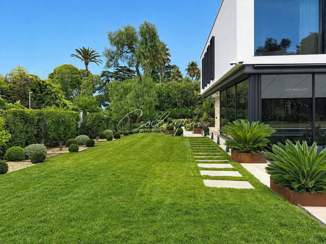 Villa in Antibes, Provence-Alpes-Côte d'Azur, France 4 - 18677380
