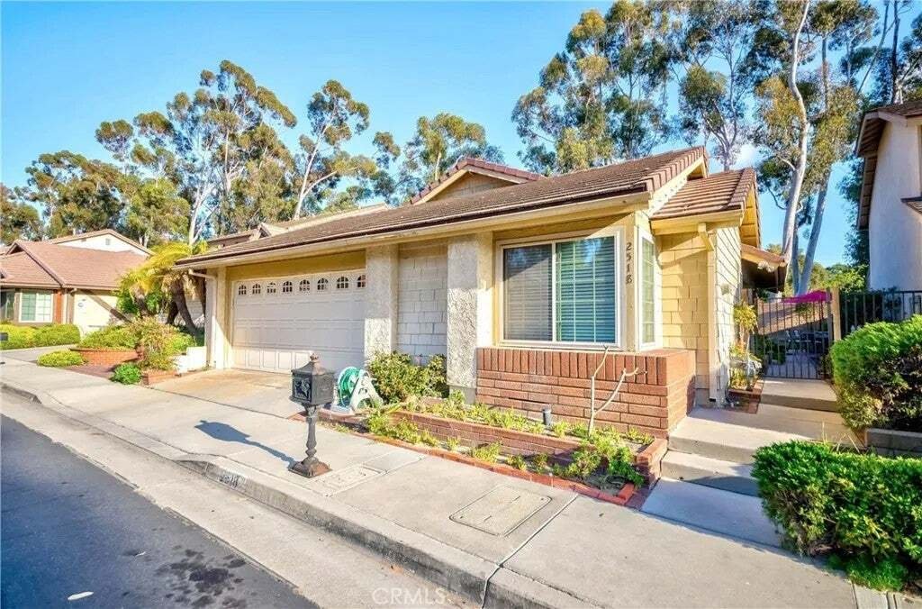 House in Fullerton, California, United States 2 - 18677003