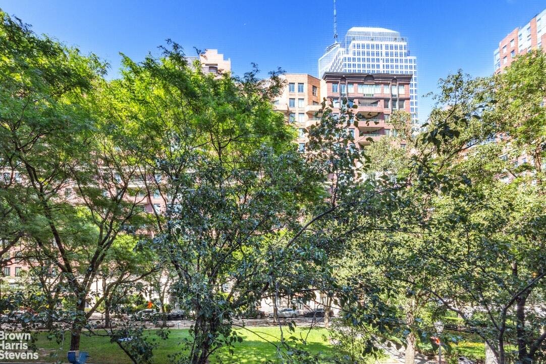 Condo in New York, New York, United States 4 - 18676360