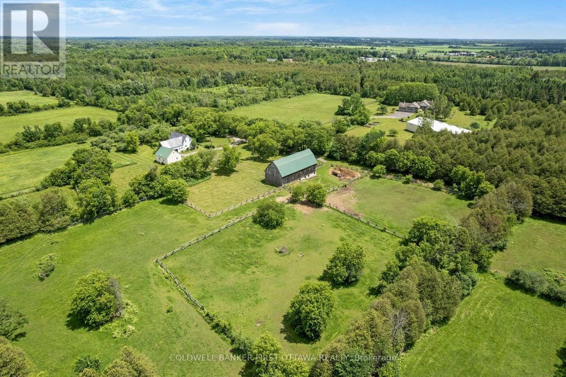 Land in Ottawa, Ontario, Canada 2 - 17998342