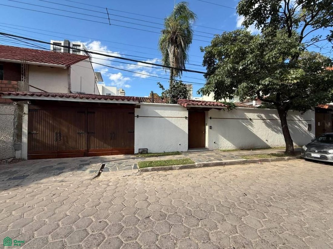 House in Santa Cruz de la Sierra, Santa Cruz Department, Bolivia 1 - 18326970