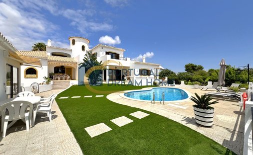 Villa in Ferreiras, Algarve, Portugal 1