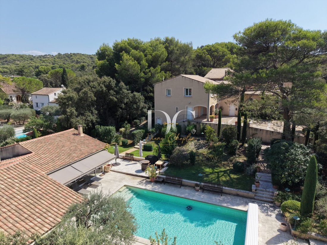House in Cavaillon, Provence-Alpes-Côte d'Azur, France 1 - 18678408