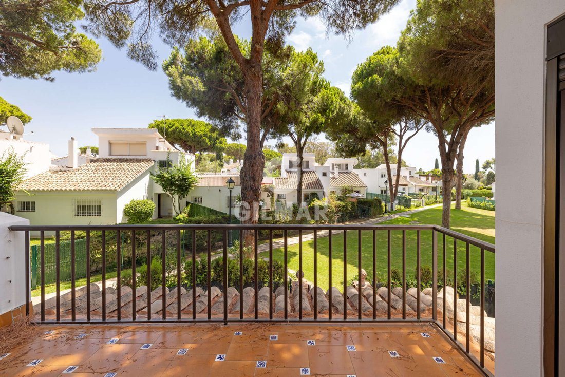 Townhouse in Estepona, Andalusia, Spain 2 - 18674681
