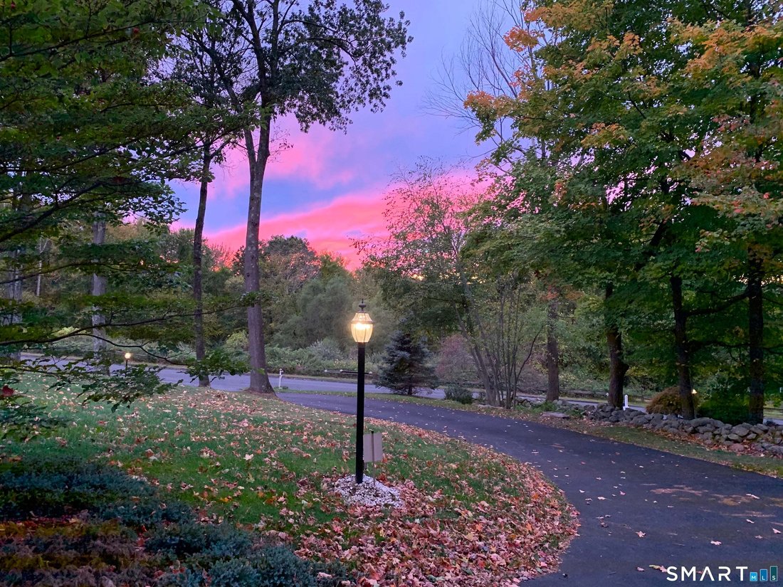 House in Newtown, Connecticut, United States 4 - 18611905