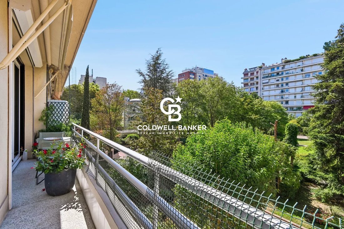 Apartment in Auteuil Nord, Paris 16e Arrondissement, Paris 1 - 18675191