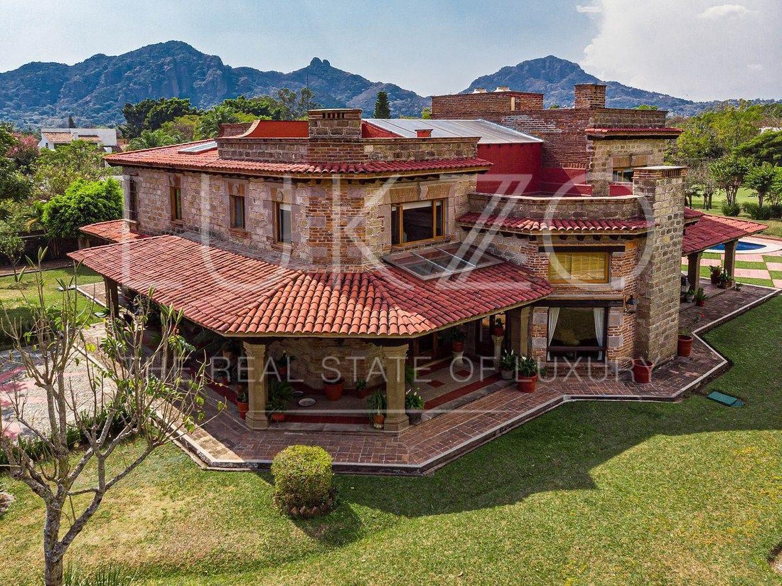 House in Tepoztlán, Morelos, Mexico 1 - 18675349