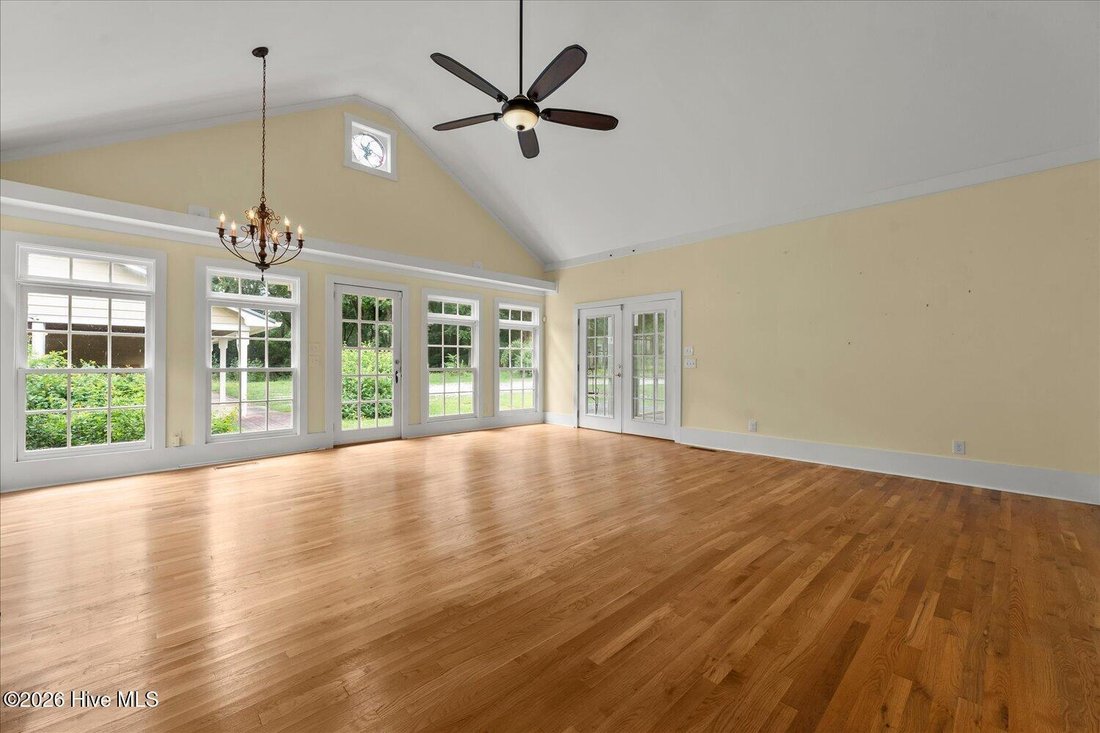 House in Greensboro, Georgia, United States 5 - 18677088