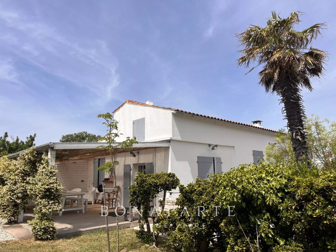 House in Saint-Clement-des-Baleines, Nouvelle-Aquitaine, France 1 - 18675042