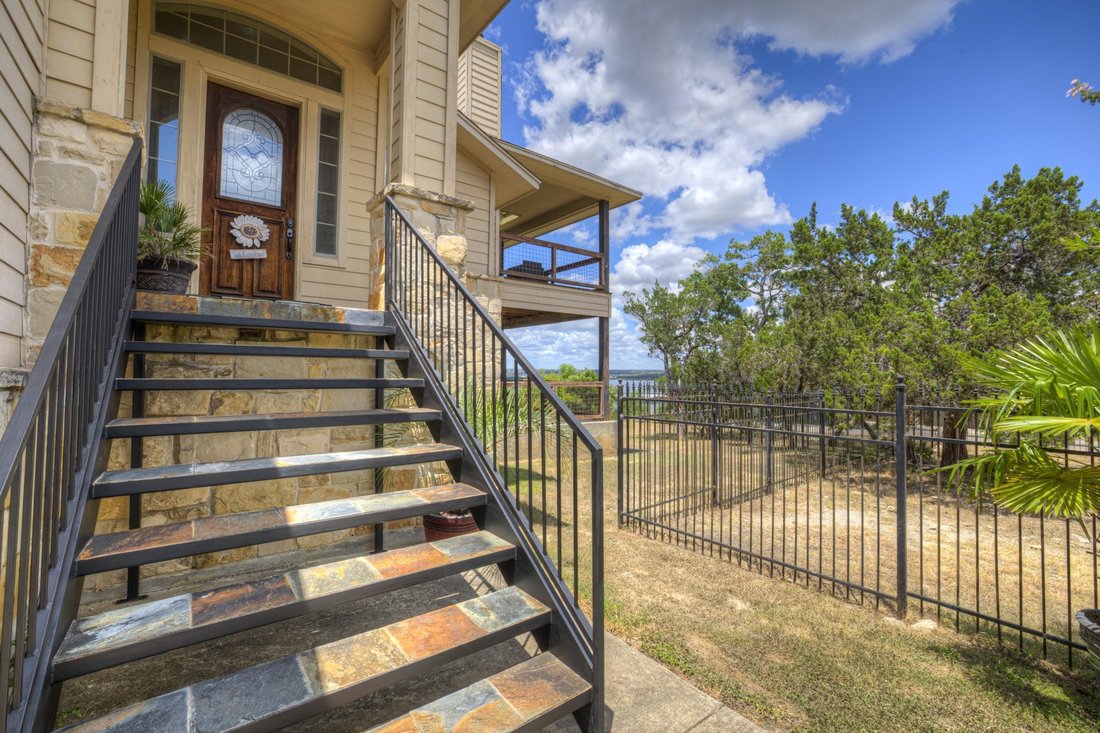 House in Canyon Lake, Texas, United States 3 - 18676237