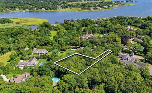 Land in Quogue, New York, United States 1