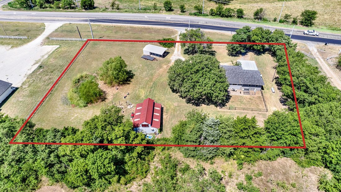 House in Farmersville, Texas, United States 2 - 18676102