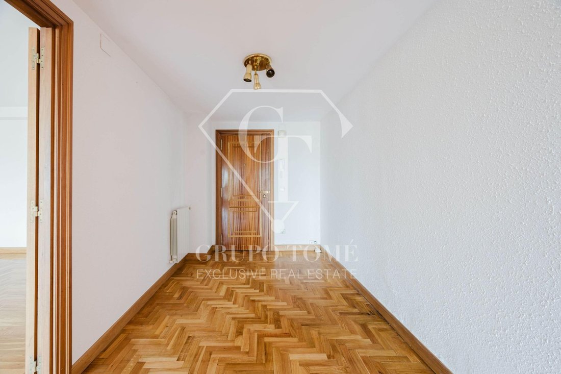 Apartment in Mendebaldea, Donostia-San Sebastian, Spain 5 - 18678008