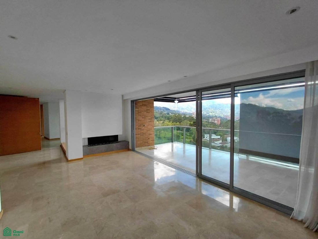 Condominio en Medellín, Antioquia, Colombia 2 - 17731398