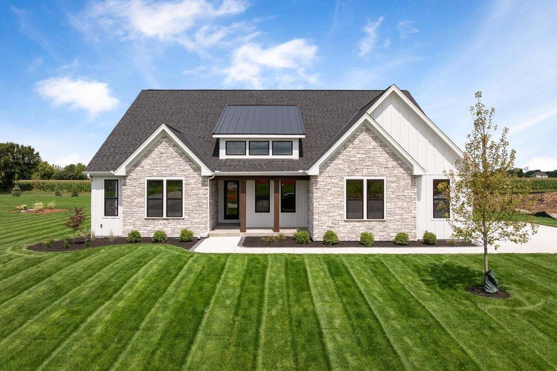 House in Okauchee Lake, Wisconsin, United States 1 - 18326907