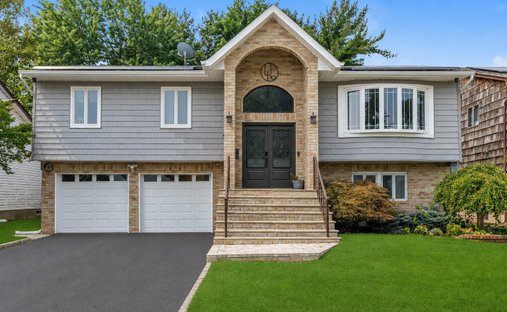 House in Valley Stream, New York, United States 1
