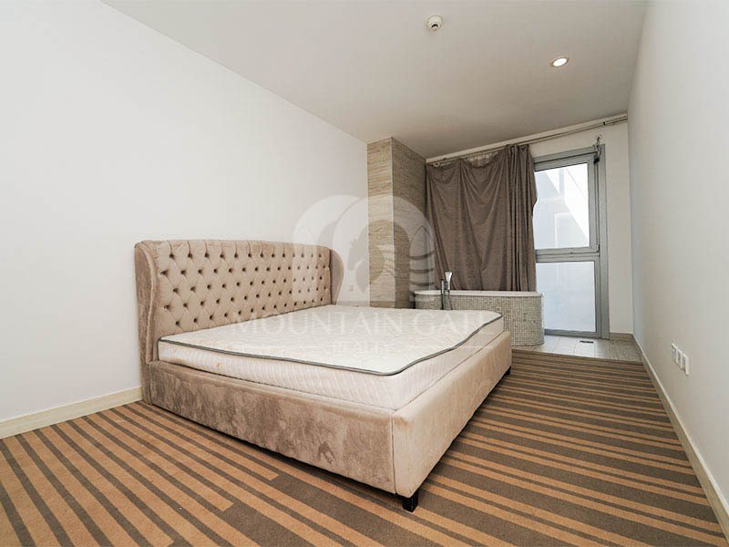 Apartamento en Emiratos Árabes Unidos 4 - 18675060