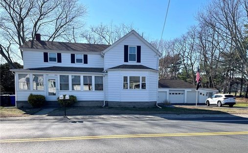 Apartment in Warren, Rhode Island, United States 1