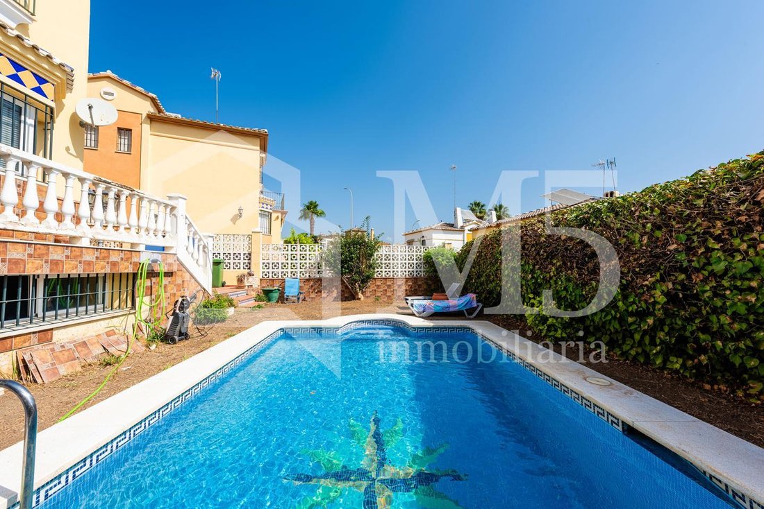 House in Torre del Mar, Velez-Malaga, Andalusia 1 - 18674761