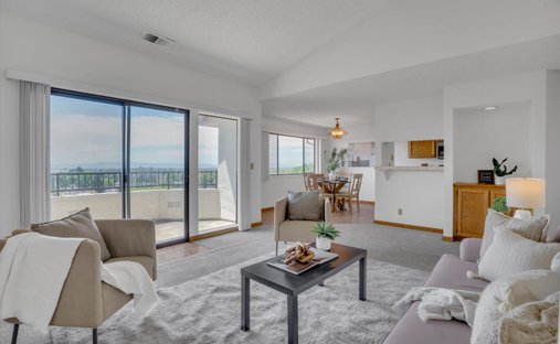 Condo in Hayward, California, United States 1