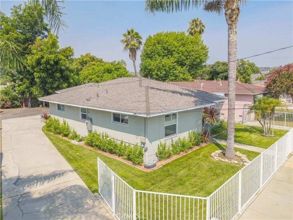 Altro a Pomona, California, Stati Uniti 5 - 18493613