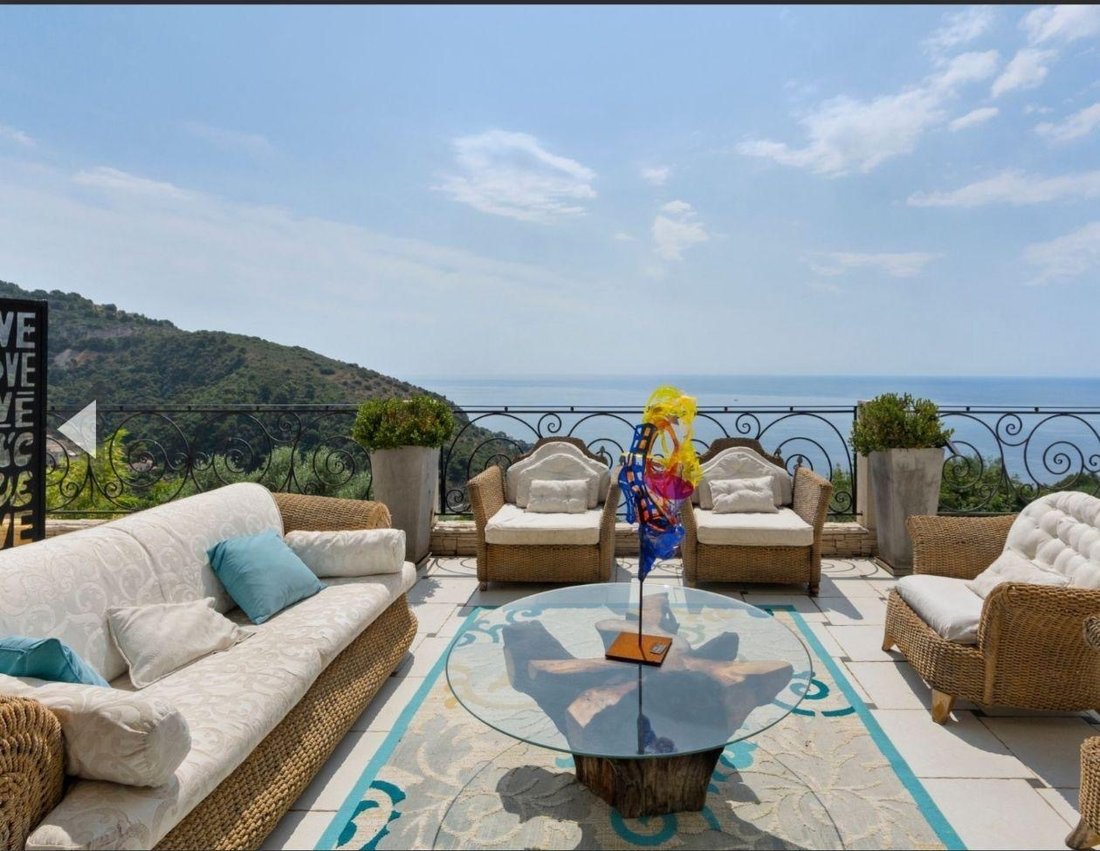 Villa in Èze, Provence-Alpes-Côte d'Azur, France 1 - 18678778
