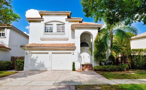 House in Doral, Florida, United States 1