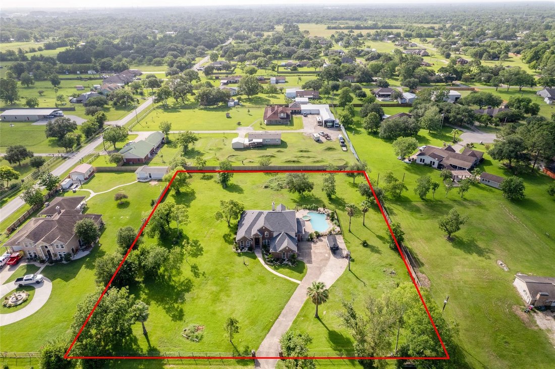 House in Alvin, Texas, United States 2 - 18677369