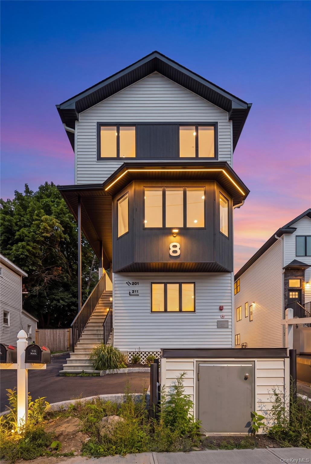 Condo in Spring Valley, New York, United States 1 - 18676099