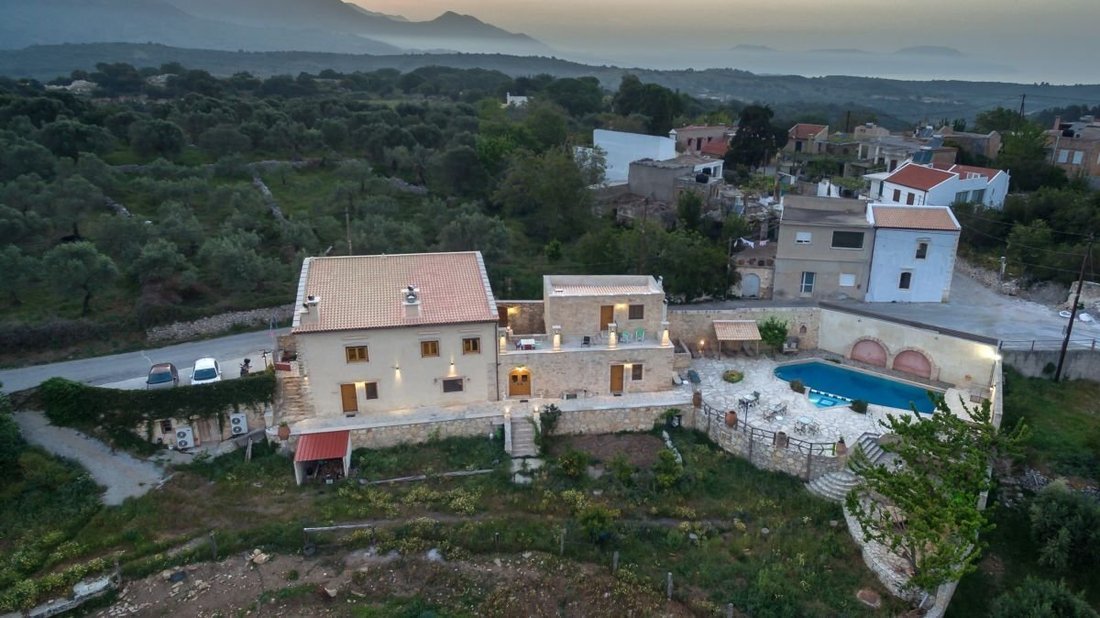 Estate in Crete, Greece 1 - 18676156