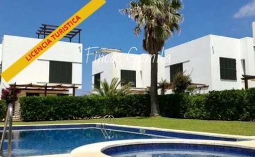 Chalet en Es Mercadal, Islas Baleares, España 1