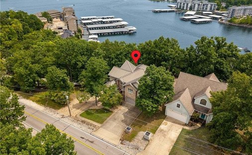 House in Lake Ozark, Missouri, United States 1