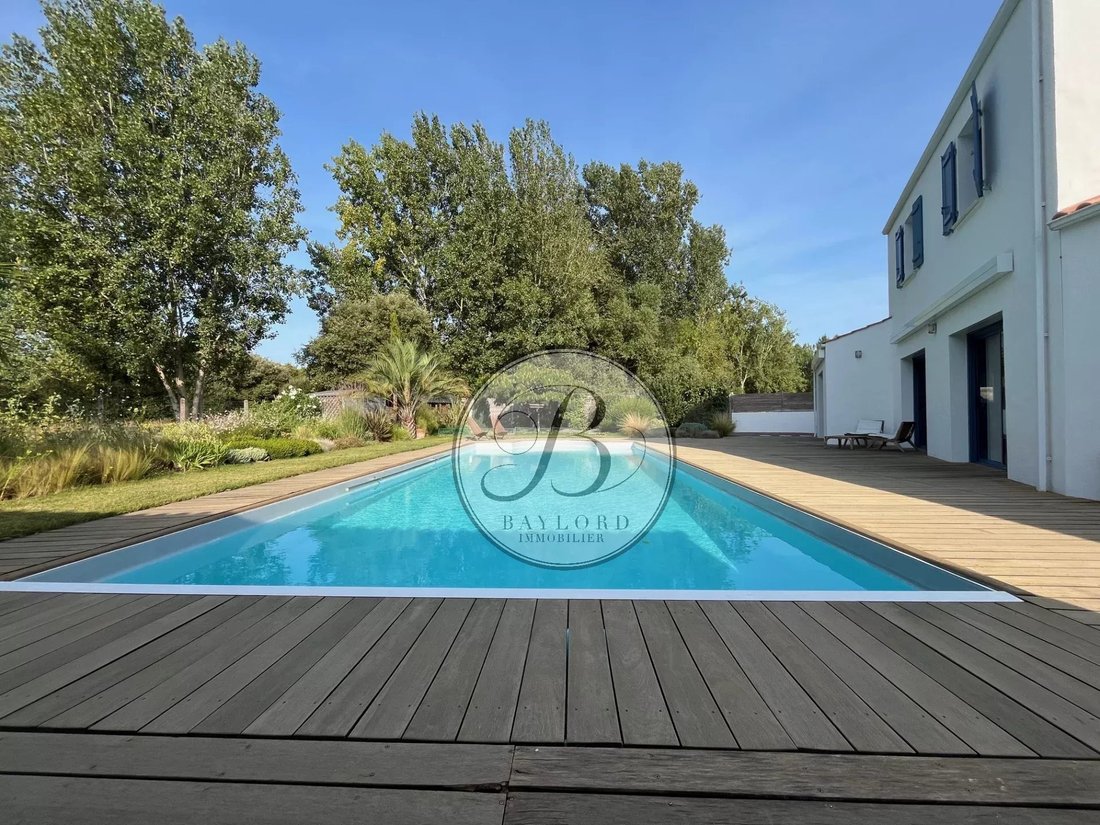 Villa in Arrondissement of Les Sables-d'Olonne, Pays de la Loire, France 2 - 18675058