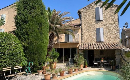House in Cabrières-d'Avignon, Provence-Alpes-Côte d'Azur, France 1