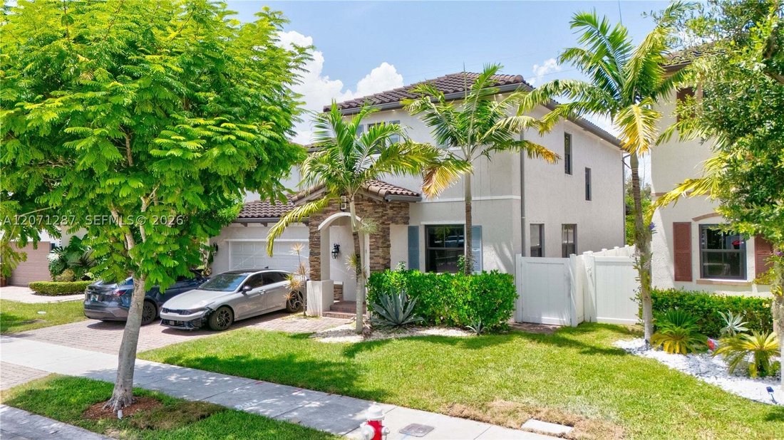 House in Miami Lakes, Florida, United States 3 - 18676855