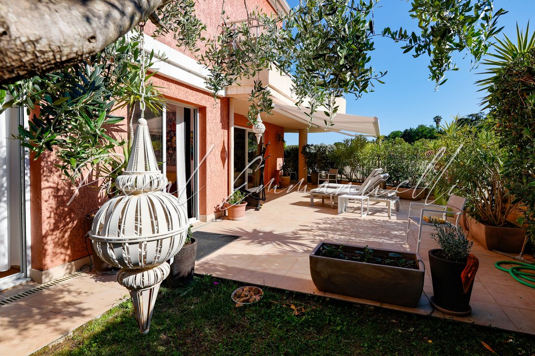 Land in Le Cottage, Mandelieu-la-Napoule, France 3 - 18677330
