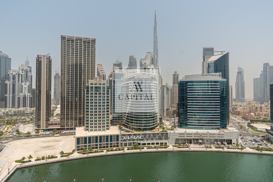 Apartment in Business Bay, Dubai, United Arab Emirates 1 - 18678039